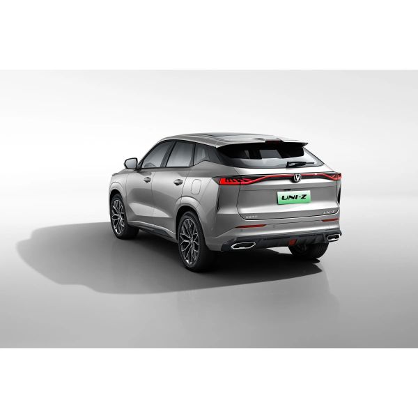 Changan Uni Z Used Car Luxury SUV with 5-Seat Body Structure and Hybrid Technology