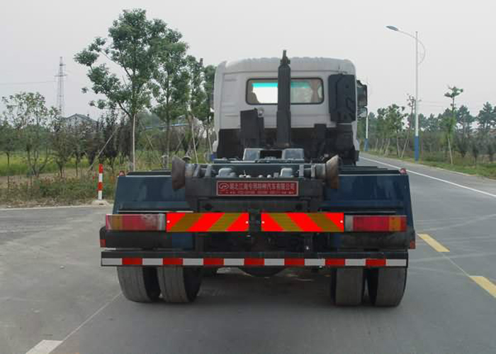 Принц 20-25CBM 6X4 тележки SINOTRUK собрания отброса экипажа съемный золотистый