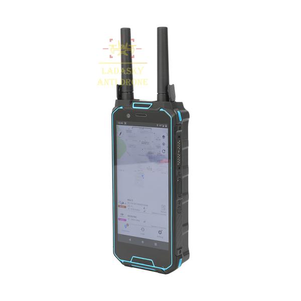 Détecteur anti-drone portable 100MHz-6GHz avec une autonomie de 3-4h