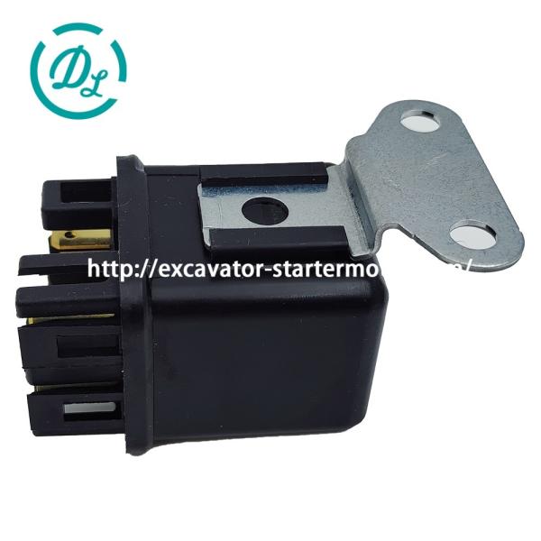ISUZU 4HK1 Motor Glow Plug Relay 24V OEM 8944607061 8944607060