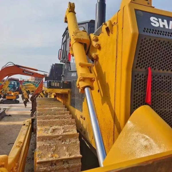SHANTUI SD32 37 Ton 320HP Heavy Crawler Bulldozer with 10 m³ Semi-U Blade for Mining and Construction
