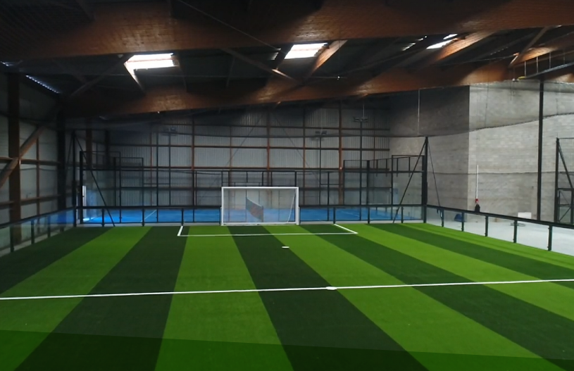 Modular Outdoor Indoor Soccer Field Explosion Proof Custom Size Football Training Cage