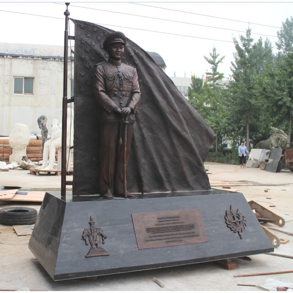 H2.5m Figuras militares de bronce personalizadas Cera perdida fundición monumentos de bronce