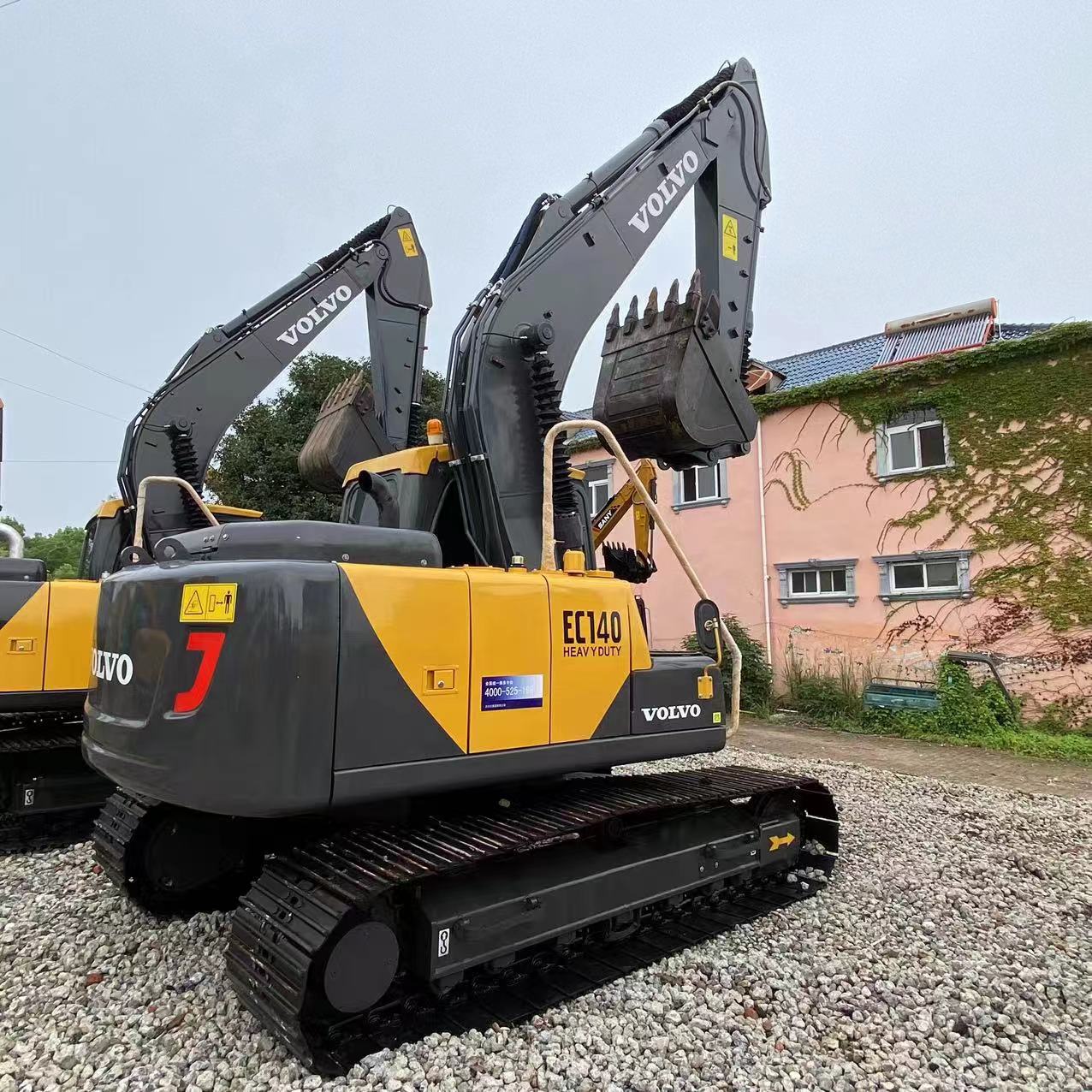 Полётчик Использованный экскаватор Volvo Volvo EC140DL 13920kg с 0,32m3 ведро
