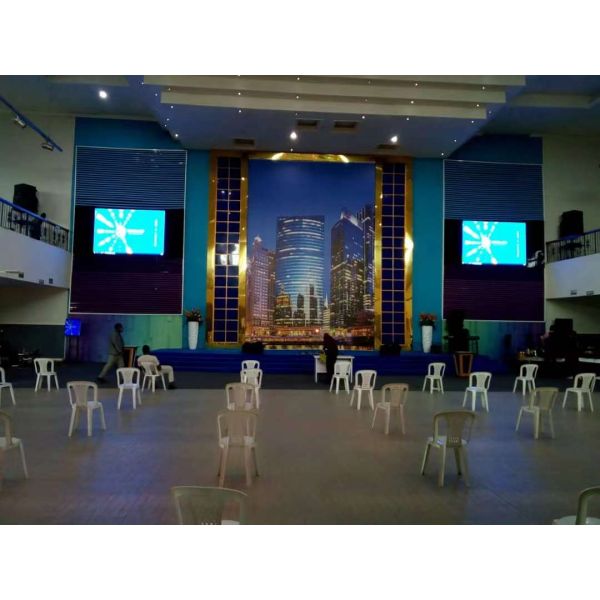 SMD P4.81 4500cd Indoor Rental LED Screen IP65 Die Casting Aluminum