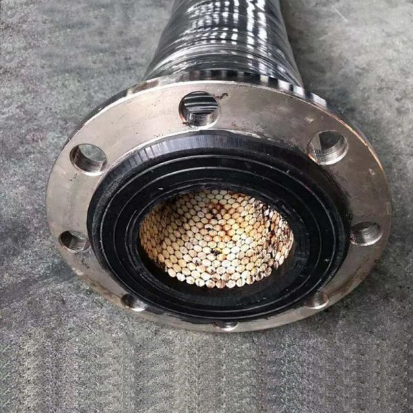 Flexible Rubber Ceramic Lined Hose Pipe Wear Resistance For Mining Dredging