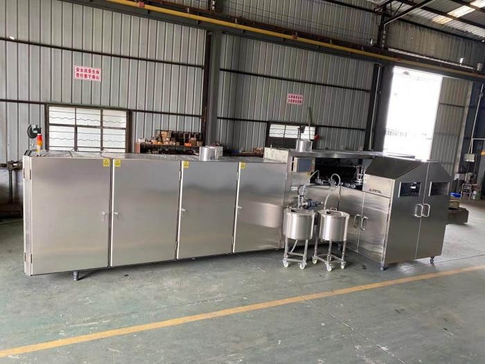 конуса мороженого 3.37kw 6kg/h машина естественного бортового печь