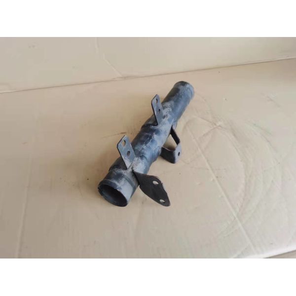 NKR QKR 4JB1 4JB1T воздухозаборная труба 8944171731 Модель одиночной кабины воздухозаборная железная труба Вторая часть после фильтра воздуха
