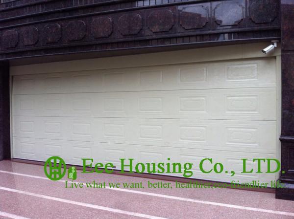 8.2m Wide Galvanized steel Garage Door For Apartments, White ColorSandwich panels