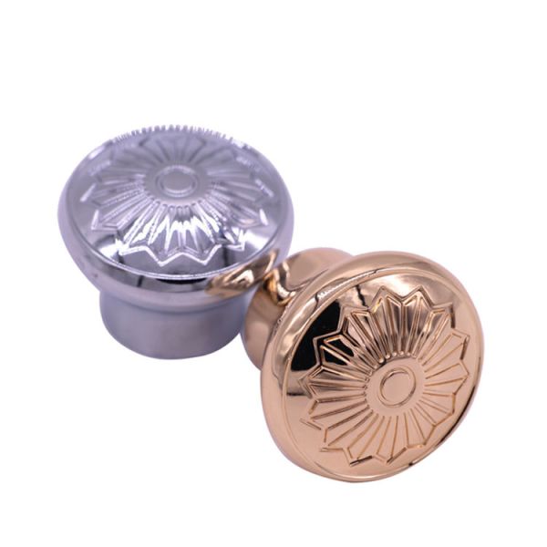 26 * 32 Gold Zinc Alloy Perfume Bottle Top Magnetic / Zamak Die Casting