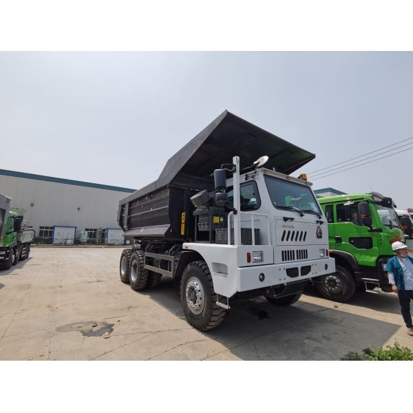 Coal Mine Big WD615.47 70 Ton Dump Truck 371HP Big Construction Truck