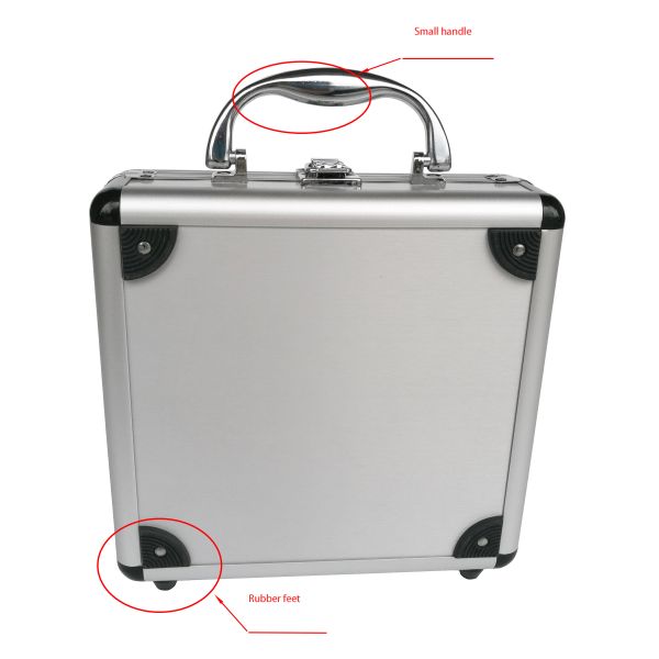 Небольшой случай SilverAluminium косметический с внутренним фермуаром закрытия зеркала и Chrome