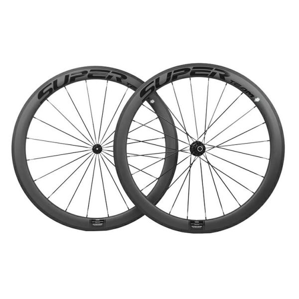 El conjunto de ruedas de fibra de carbono de Superteam es la actualización perfecta para las llantas abiertas de la bicicleta y el freno V