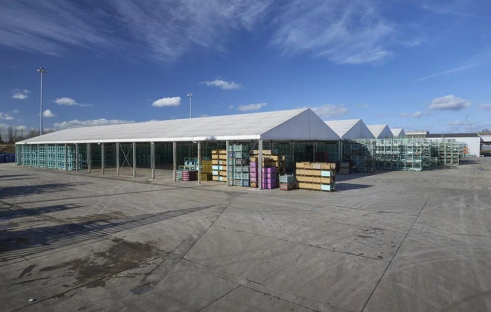 Тяжелая алюминиевая рама Большая водонепроницаемая / огнестойкая / самоочищающаяся снаружи палатки хранения