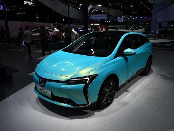 Buick Velite 6, pure electric sedan, range 430KM-450KM. china made joint venture electric car with cheap price.