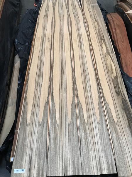 Full 0.52mm Paldao Veneer Wild Grain Paldao Exotic Wood Veneer for Furniture Door Panel and Interior Design