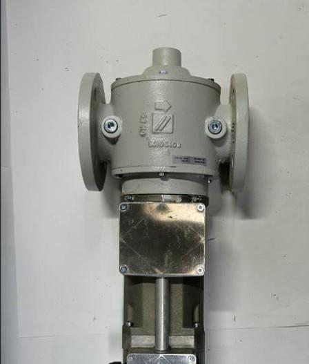 Ventilateur à moteur pour gaz Kromschröder VK 40R10W6A93D