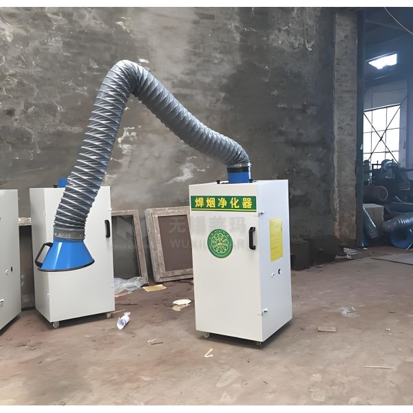 Compact Welding Dust Vacuum with Low Noise Operation for Factory Use