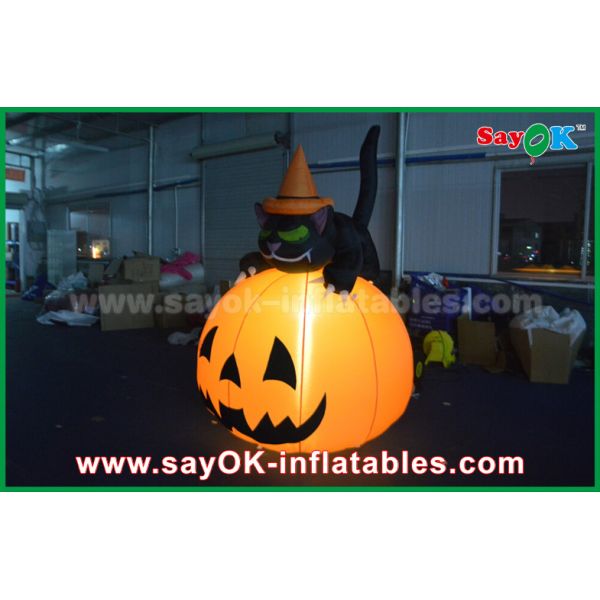 Durable Halloween Inflatable Holiday Decorations Pumpkin Cat With Led Lighting