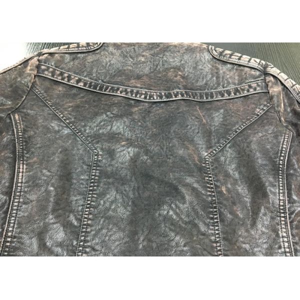 Garment Dyed Mens Black Quilted Jacket , Mottle Wash Pleather Jacket Mens