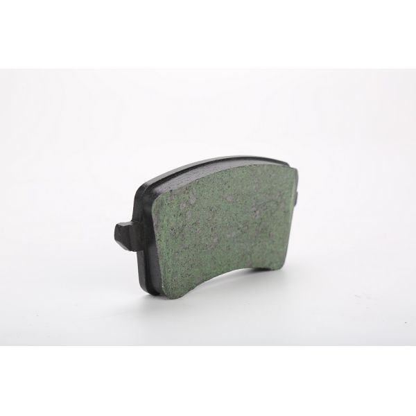 Low Metal 50000km Faw Ceramic Disc Front Brake Pads For German Car