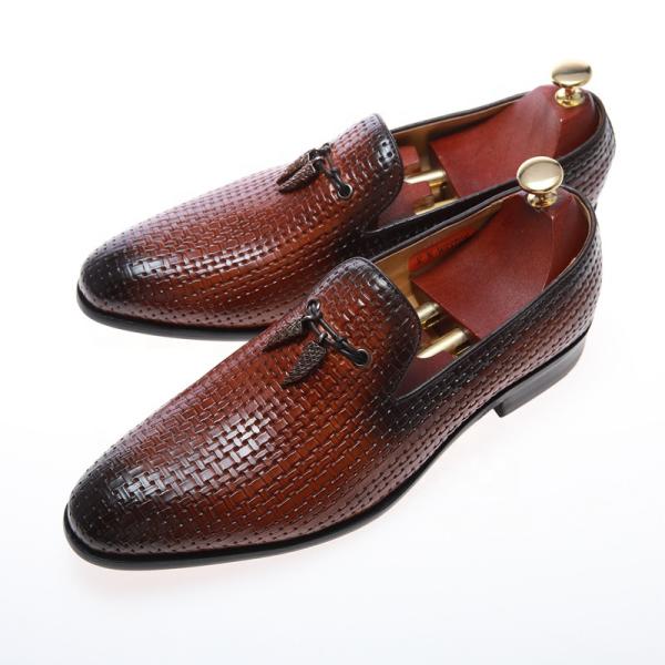 British Style 3D Embosses Mens Leather Dress Shoes brown Pointed Toe