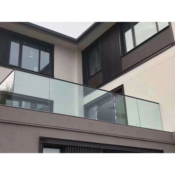 Facilité d'entretien Barrière en aluminium et en verre haute résistance avec le manche