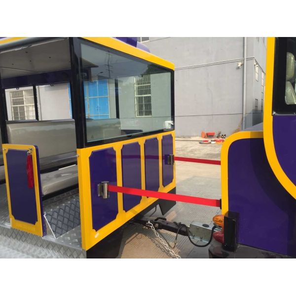 Поезд торгового центра классических пассажиров дизайна 42 электрический с красочным возникновением тела