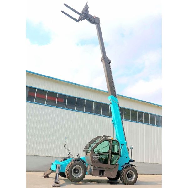 4x4 3.5 Ton 10m Telehandler with Cummin Engine for Construction Hot Sale in Saudi Arabia