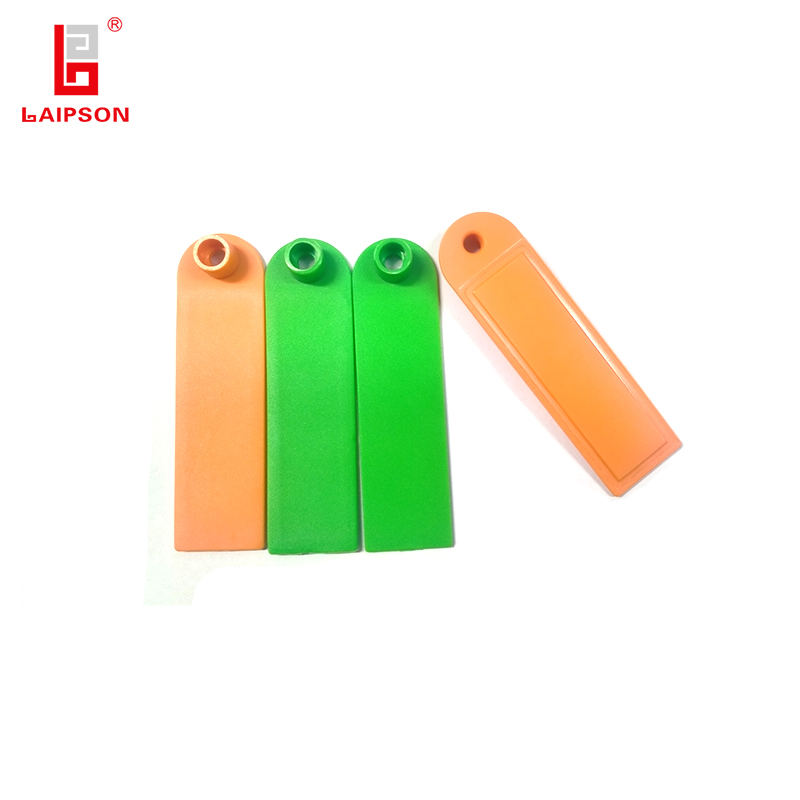 98mm*28mm TPU 860-960MHz UHF Дальний расстояние RFID RFID Для отслеживания фермы