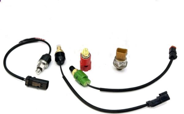 Applicable to Komatsu excavator PC200-7 pressure switch, distribution valve idle speed sensor -206066113020PS579-21