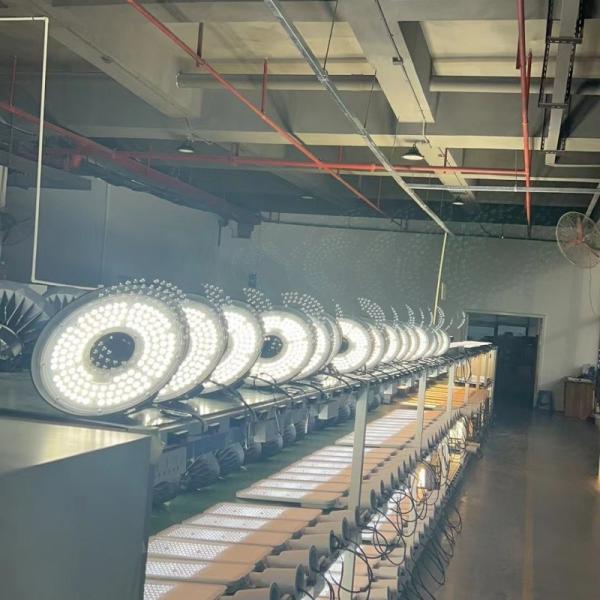 High Brightness 100w To 240w UFO High Bay Light 150lm/W For Workshop And Warehouse