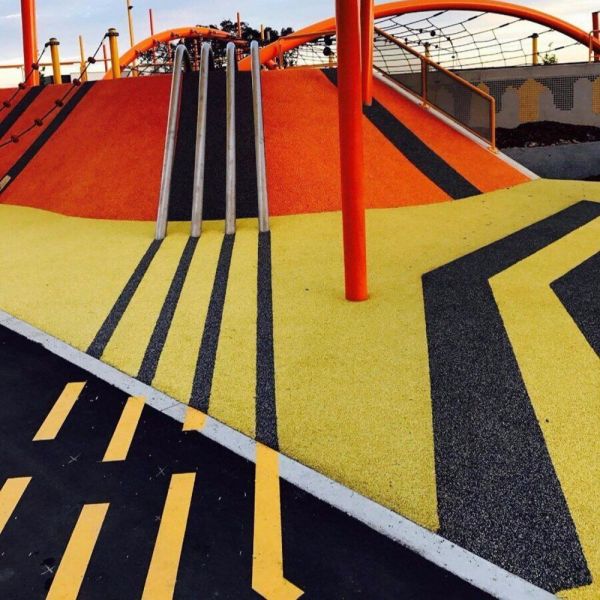 Резина мякиша зерен EPDM Recyclable спортивной площадки резиновая мульчирует анти- выскальзывание для на открытом воздухе земли