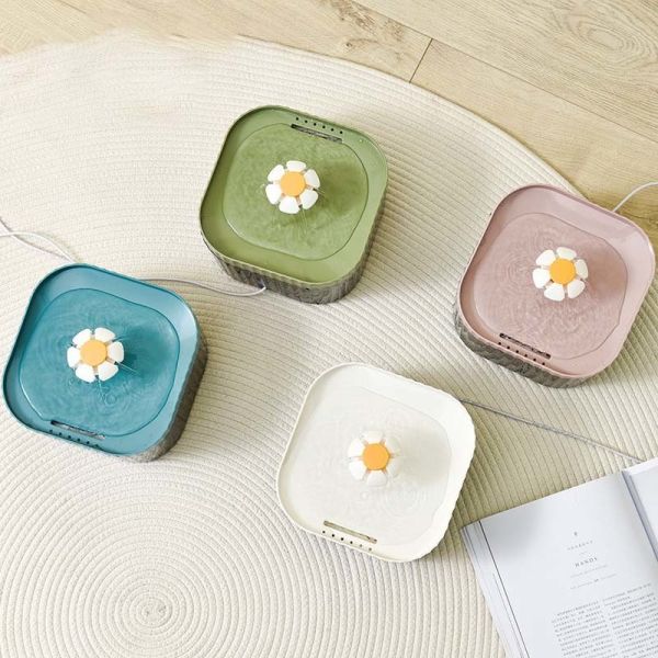 Private Label OEM Pet Water Fountain Super Quiet Automatic Dispenser for Dogs and Cats