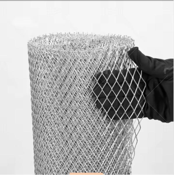 Fourniture d'usine de haute qualité de treillis métallique déployé plat/en aluminium/panneau de treillis métallique en acier inoxydable