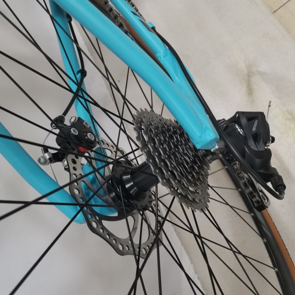 Vélo professionnel 700c Trek Vélos de route avec frein à disque mécanique et 18 vitesses