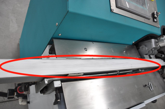 china 714kg CNC Aluminum spacer butyl extruder machine manufacturers