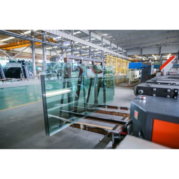 Flat Tempered Glass for Railing Partition Canopy Curtain Wall Double Low Iron Laminated