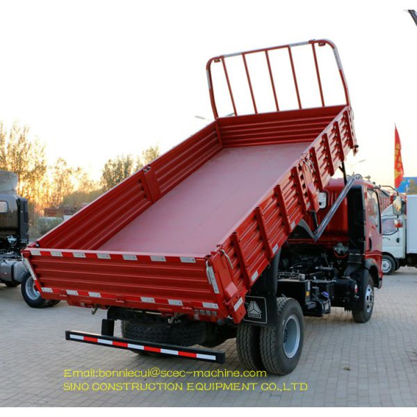 Реклама обязанности 3 тонн светлая перевозит небольшую тележку на грузовиках Типпер для строительной промышленности