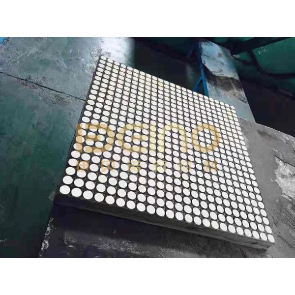 Plaque en céramique d'alumine durcie de zirconium vulcanisé à froid non bloquant