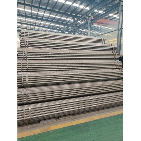 Трубки металла изготовителя изготовленной на заказ внутренне продетые нитку нержавеющей сталью пускают по трубам