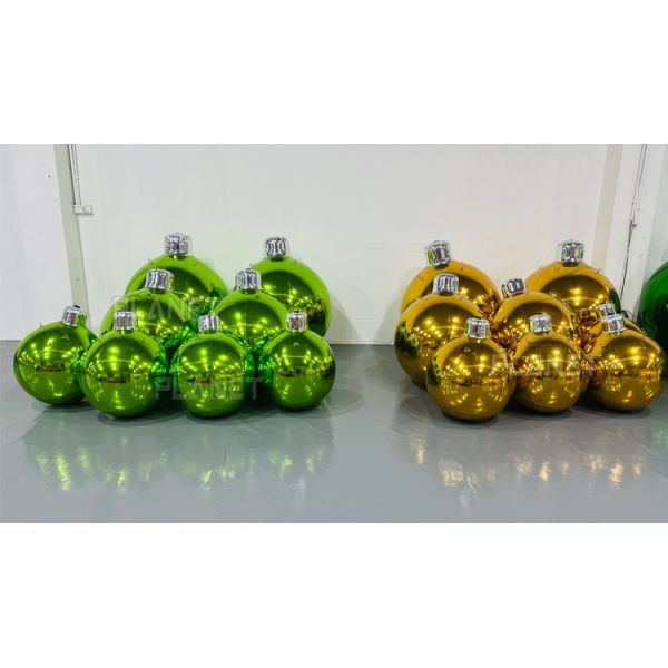 Double Layer PVC Giant Inflatable Christmas Ormanets with Mirror Effect