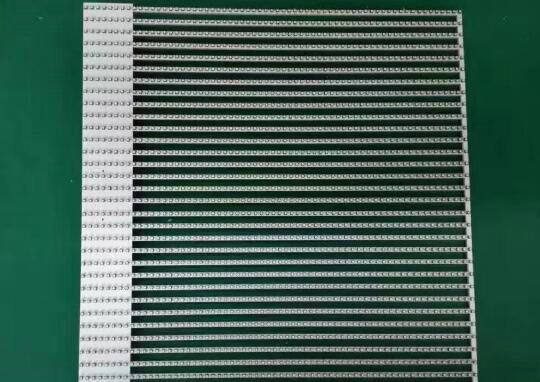 P3.91 P7.81 Transparent Glass LED Display / Window Display Wider Advertising Scope