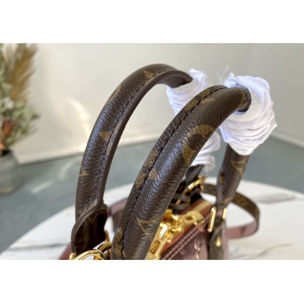 Sliver Shell Vernis Leather Womens Luxury Handbag Zipper Open