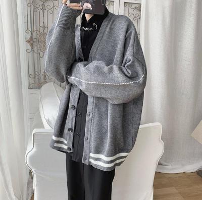OEM ODM Knitting Cardigan Sweaters 70% Super Wool 30% Cashmere Yarn