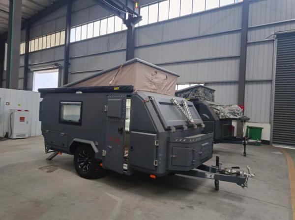 OIN conçue à la mode supérieure de la remorque de campeur d'Off Road de tente 1500kg 300W
