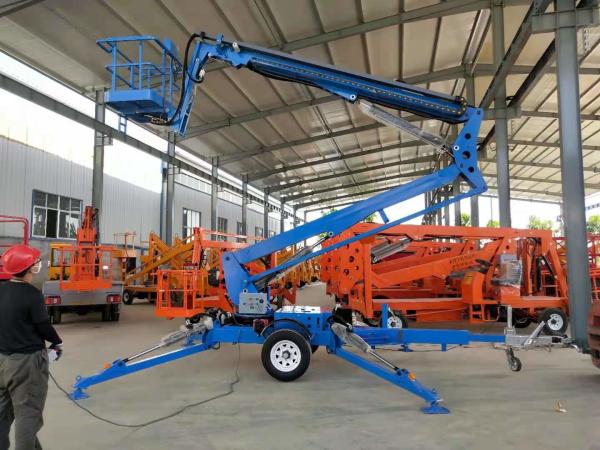 Capacidade personalizada Boom Lifter para a indústria de energia AC / DC com plataforma de aço antiderrapante