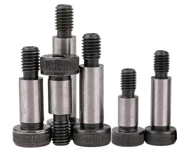 A categoria 8,8 10,9 encanta o tipo métrico principal de Bolts Male Screw do espadelador do RUÍDO do parafuso de ombro