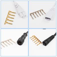 El bloque de terminales femenino del varón N parte los pernos de conector terminales del enchufe eléctrico
