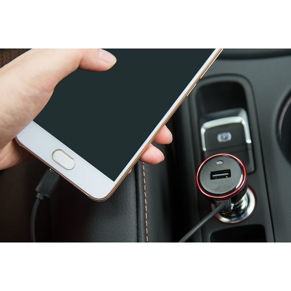 Lightning line USB charger for vehicle mobile phone charger